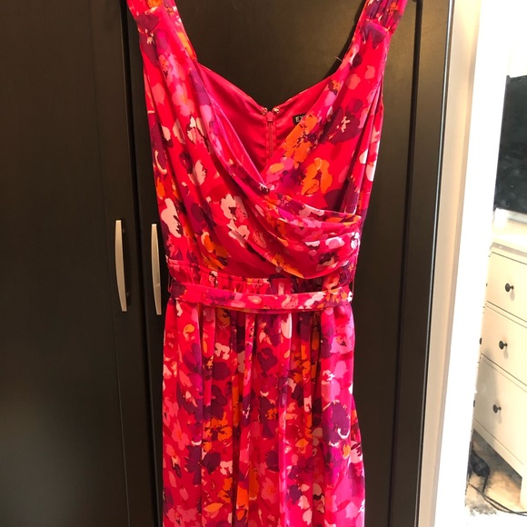 Express Floral Dress - Picture 3 of 3